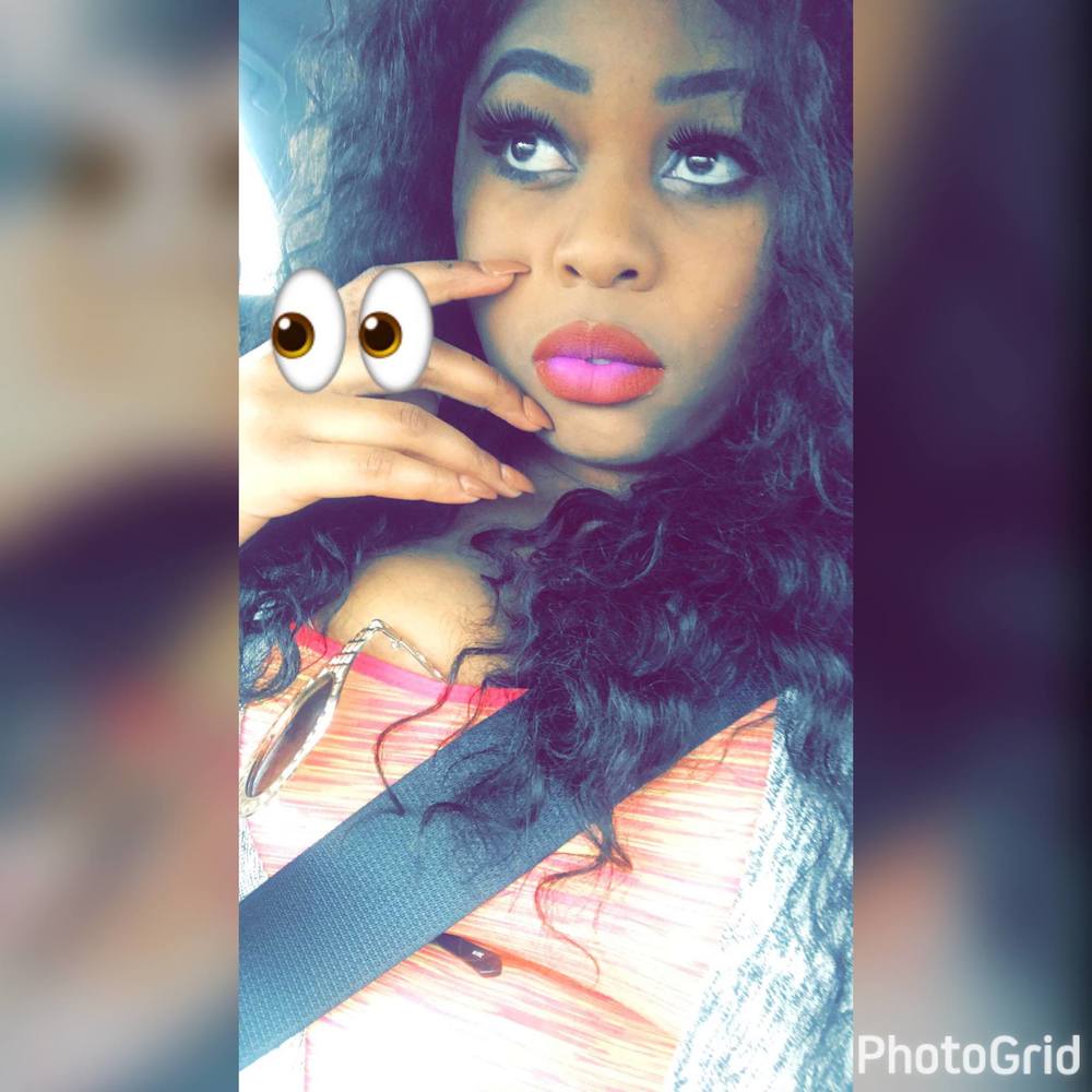 Meet your Posher, Quesha